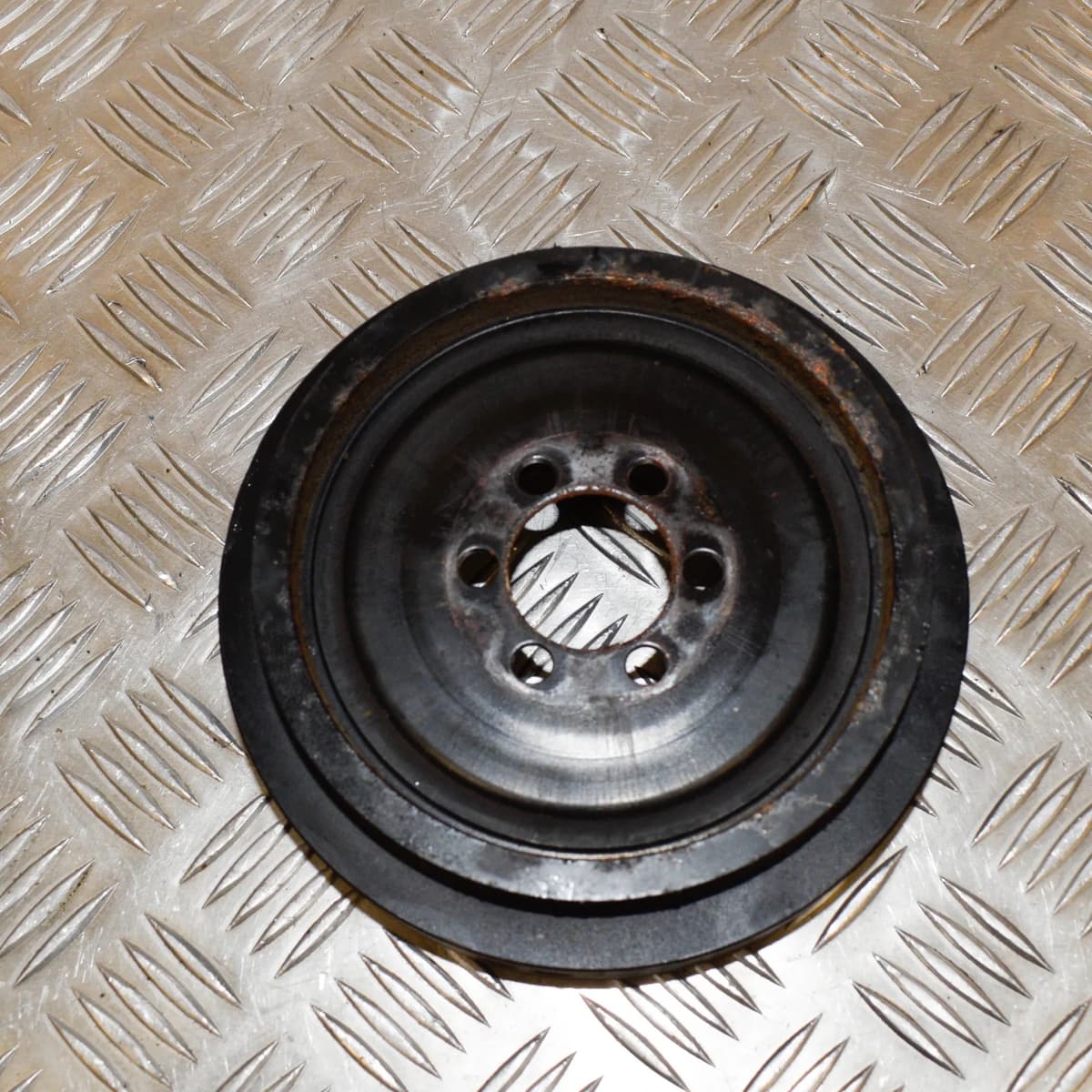BMW 3 E90 Crankshaft Pulley N53B30A 3.0 Petrol 7546087