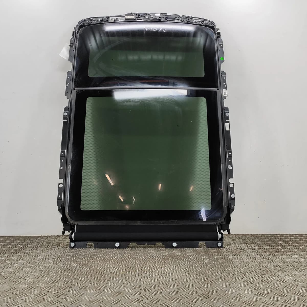 BMW X7 G07 2022 Sunroof 9448561