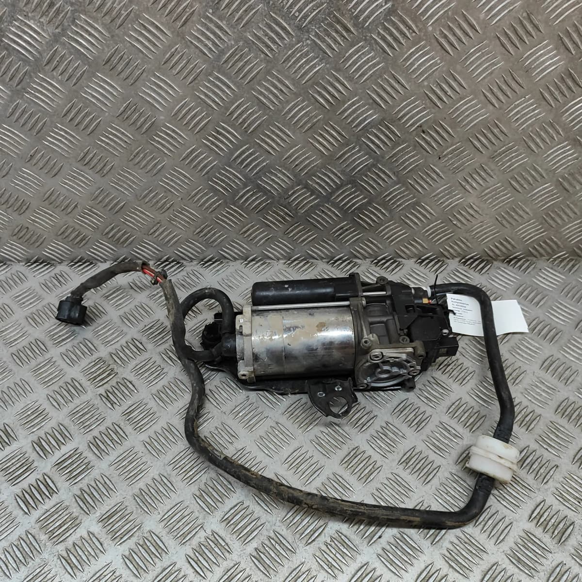 PORSCHE Taycan 9J1 Cross Turismo Air Suspension Compressor 9J1616006D 420kw