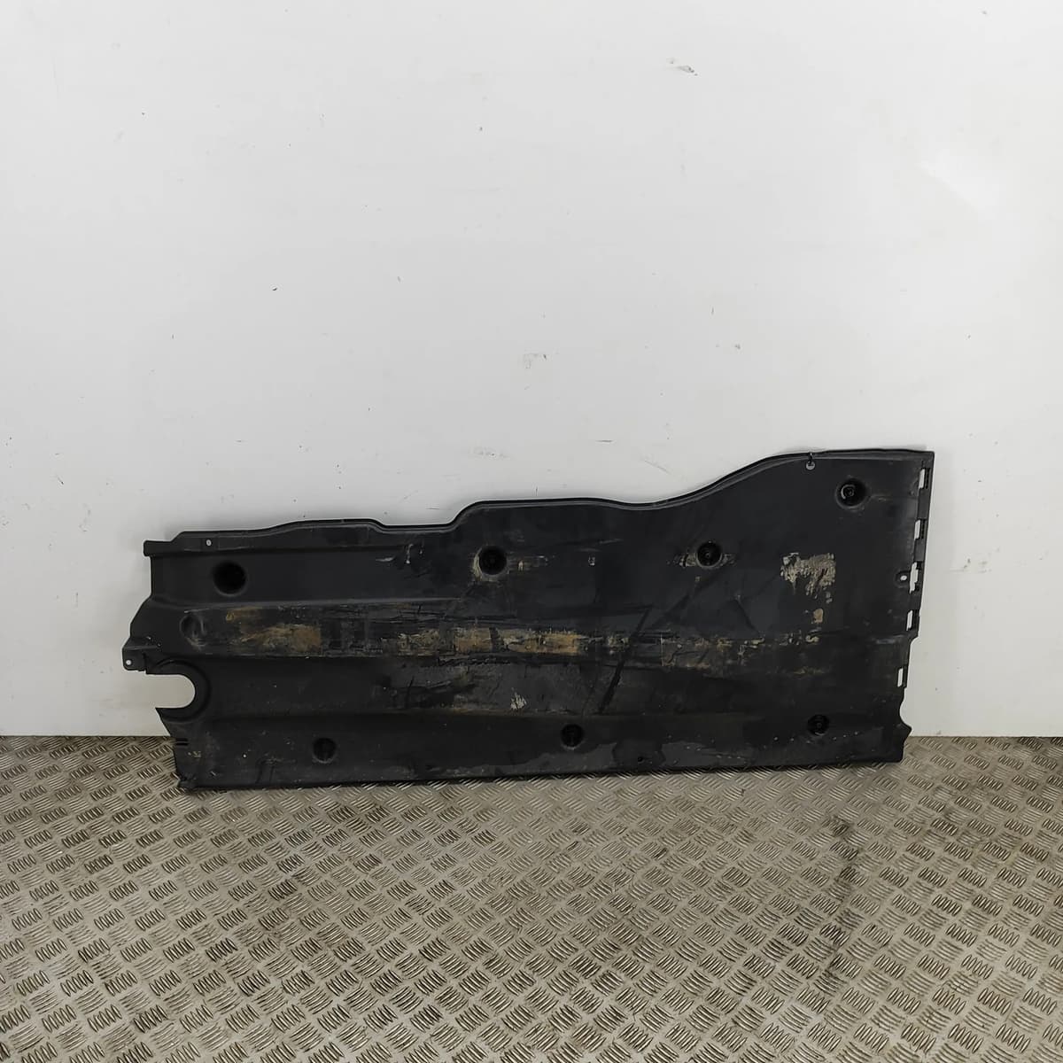 VOLKSWAGEN T-ROC A11 Right Side Underbody Cover 5Q0825202AS 2023 25866516