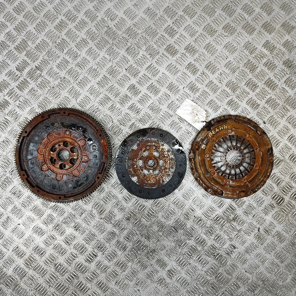 SKODA KAROQ NU7 Clutch Kit 04C105266E 1.0 Petrol 85kw 2018 25942343