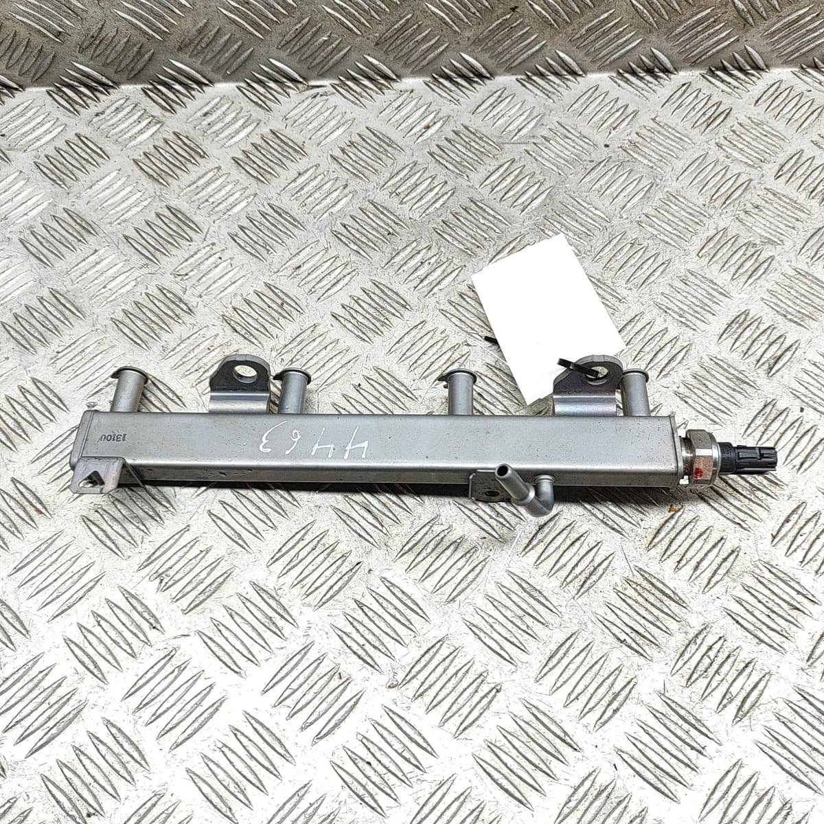 TOYOTA COROLLA Estate E210 Fuel Rail 23814-24020 2.0 Hybrid 112kw 2021