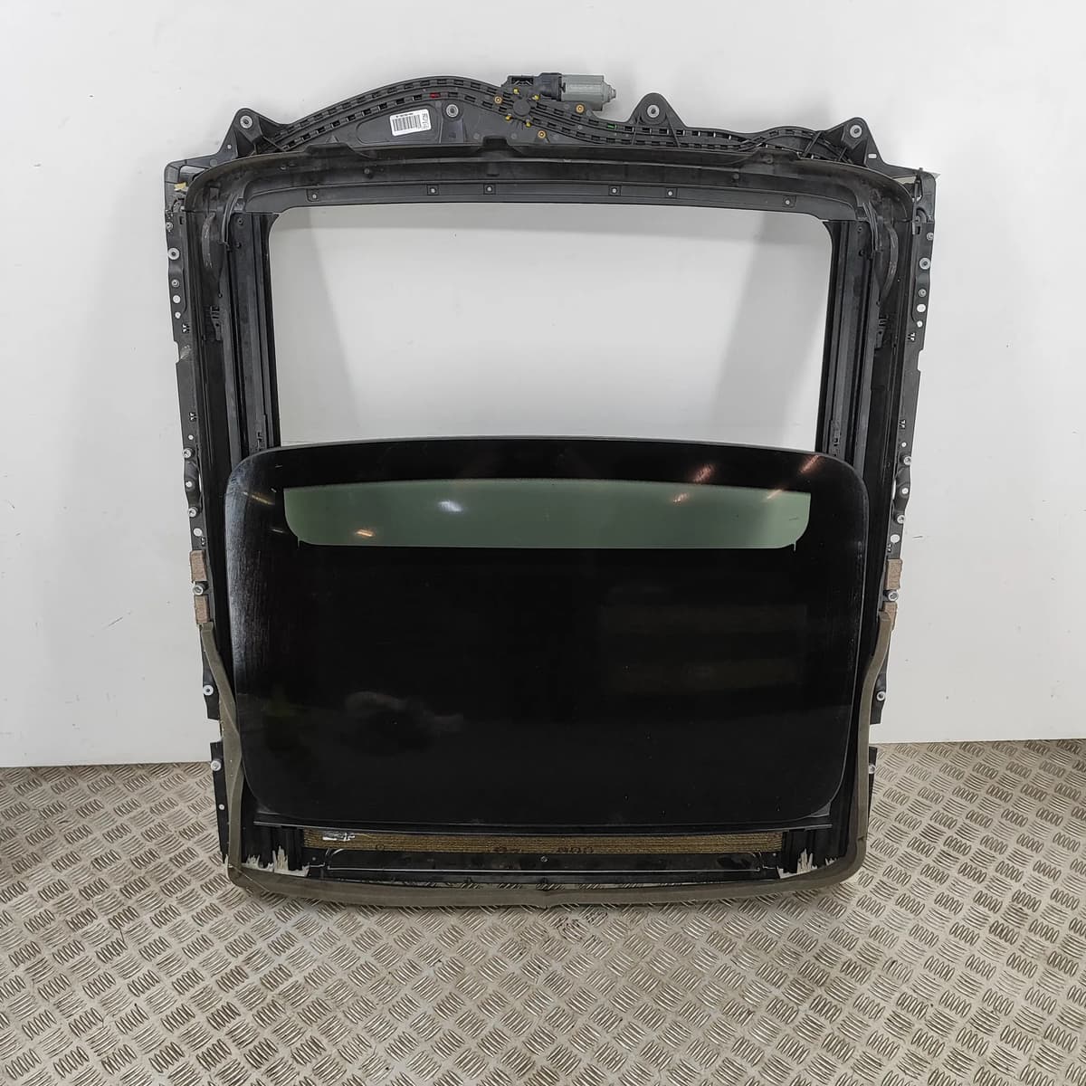 BMW X6 F16, F86 2014 Sunroof 8061395