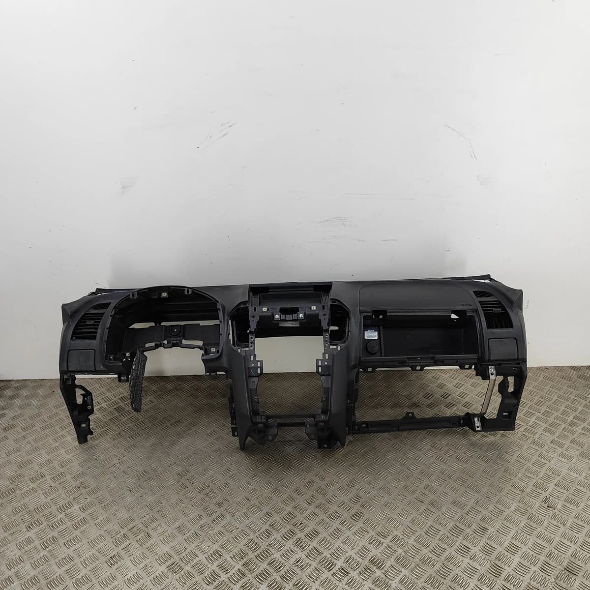 ISUZU D-MAX MK2 RT Dashboard 8974230830 2.5 Diesel 100kw 2014 LHD 26879254