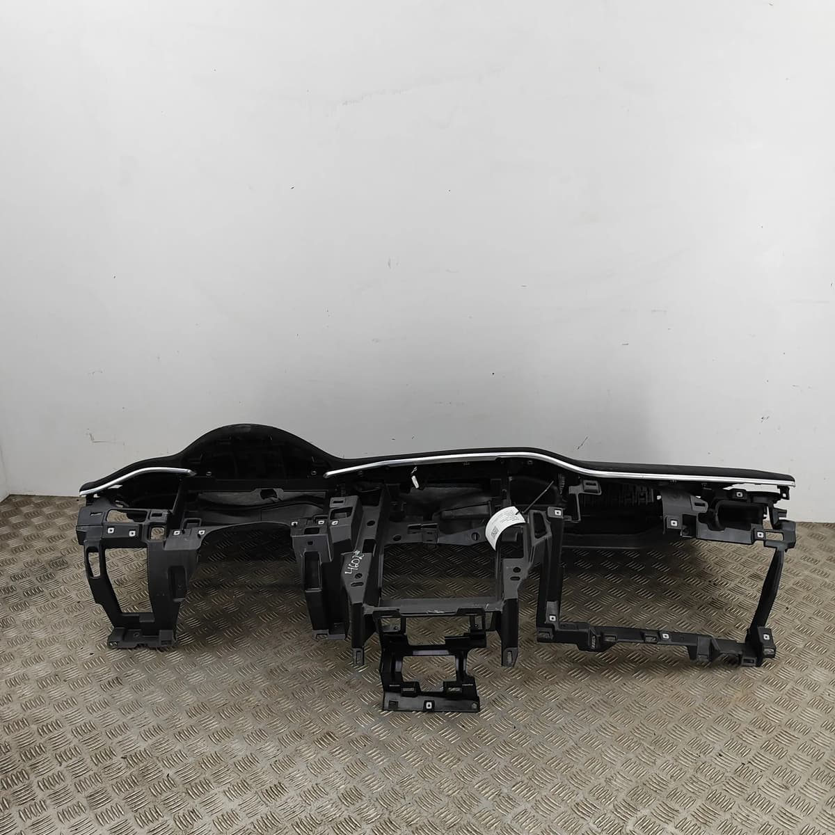 TESLA MODEL X Dashboard 1003326-00-K Electricity 385kw 2016 LHD 27181765