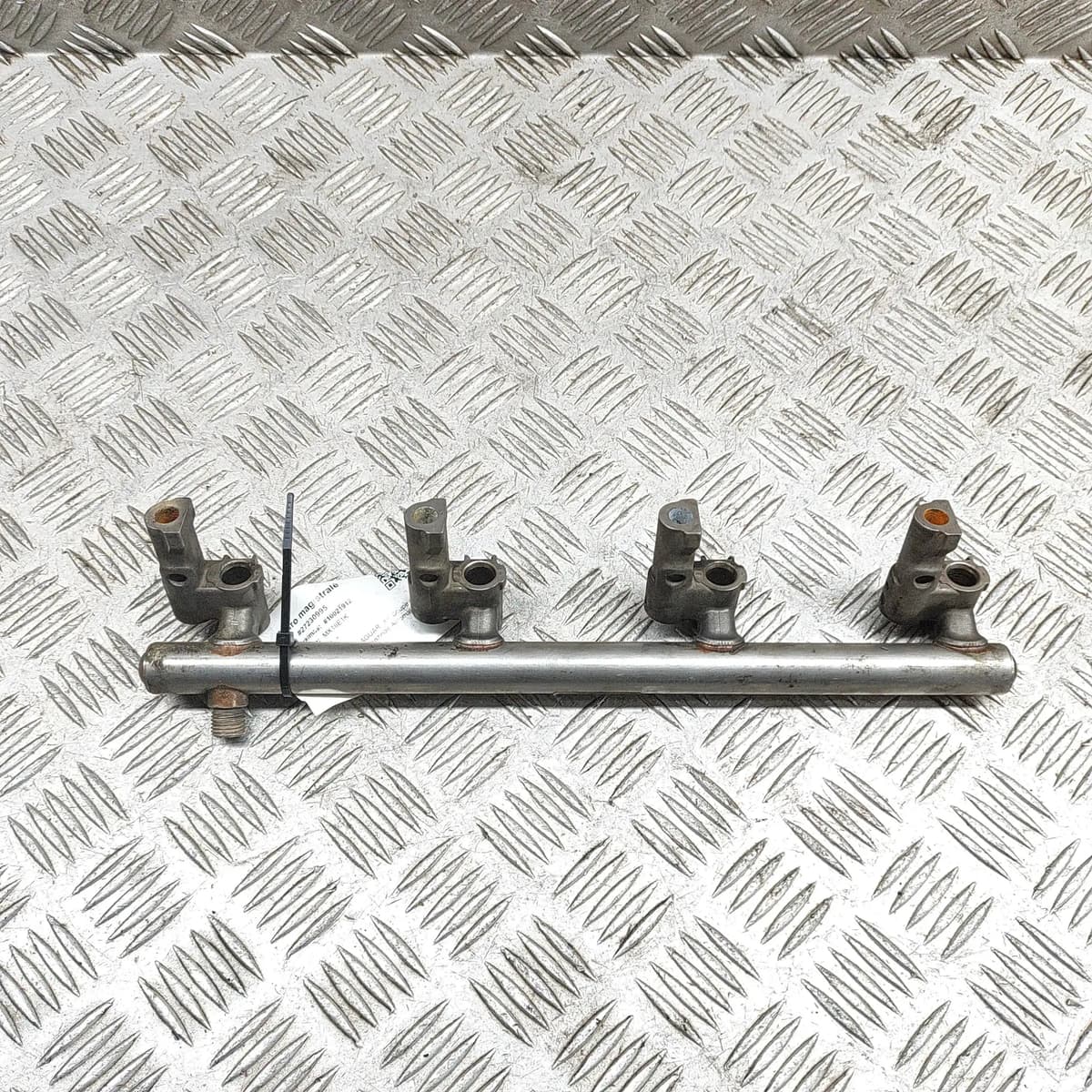 JAGUAR XK Coupe X150 Fuel Rail 8W93-9G802-AF 5.0 Petrol 375kw 2011 27230995