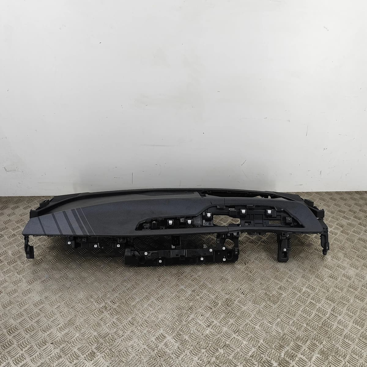 KIA EV6 CV Dashboard 84720-CV900 2021 RHD 27450533