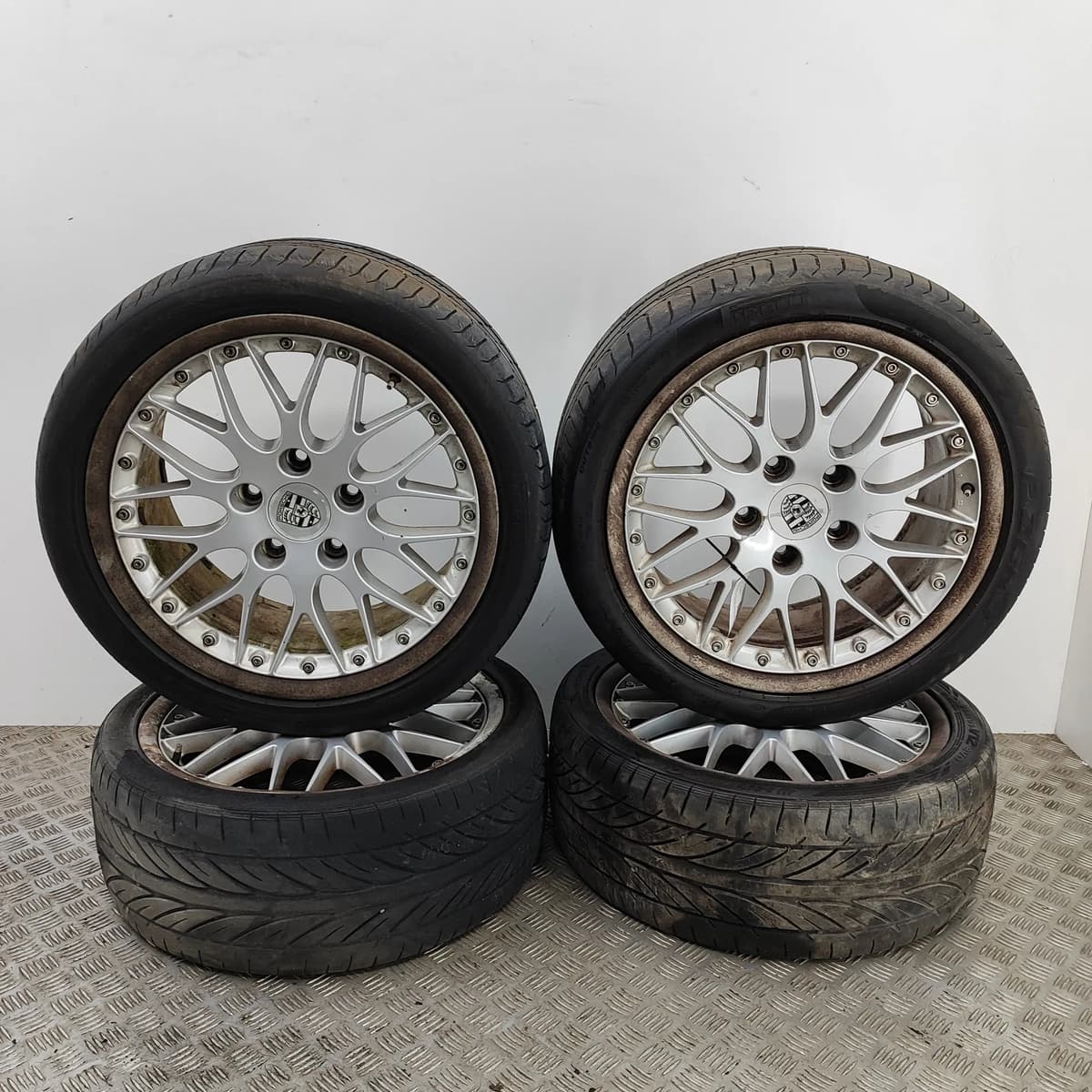PORSCHE BOXSTER 986 2001 Alloy Wheel Set 99336213850