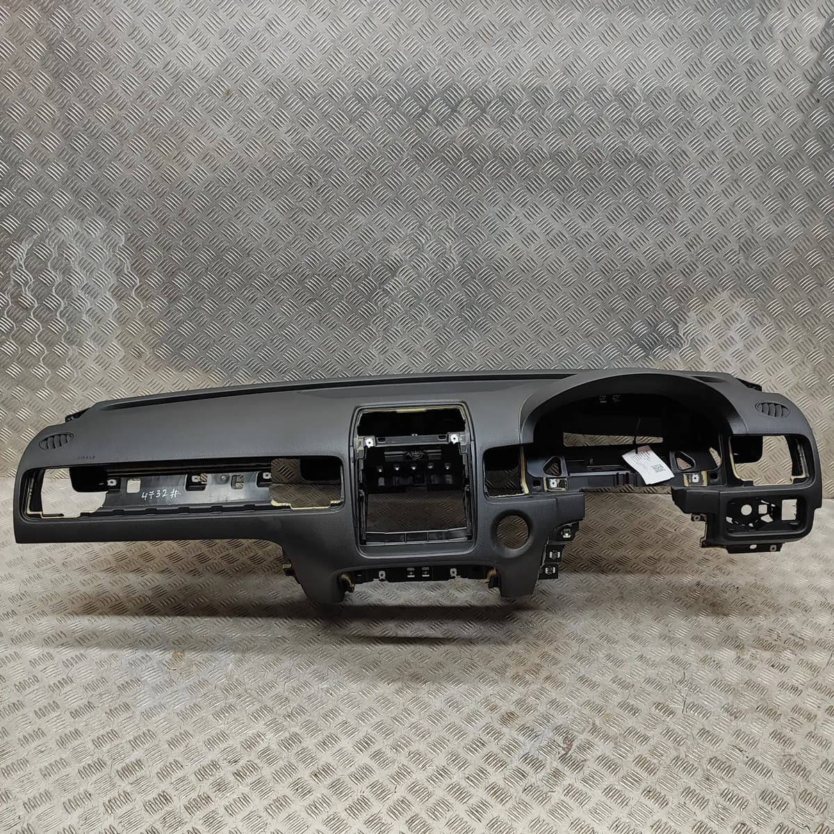 VOLKSWAGEN TOUAREG 7P Dashboard 7P2857100 3.0 Diesel 193kw 2016 RHD 27502893