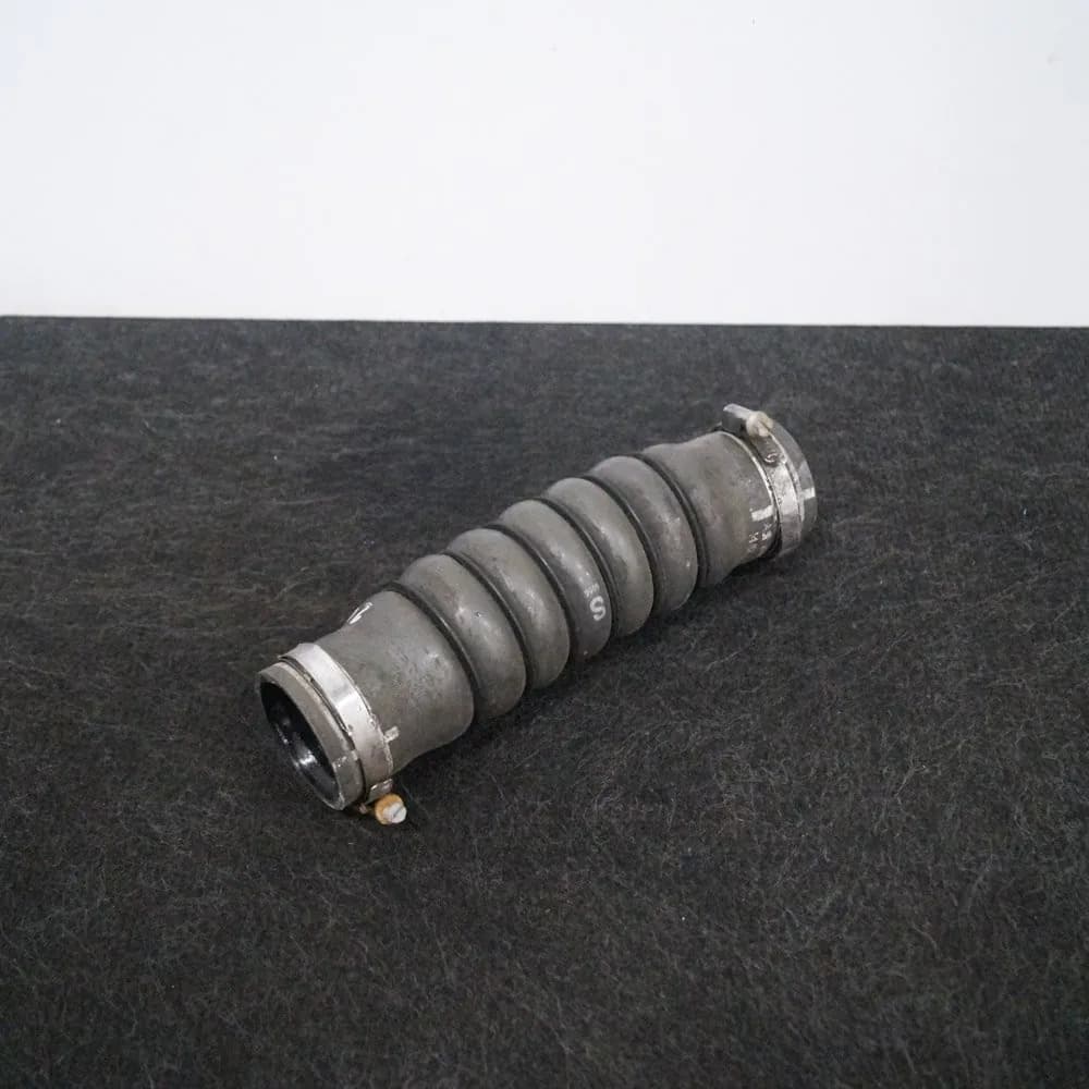 PEUGEOT 508 SW 1.6 HDI 84kW Left Side Intercooler Pipe Hose 9803400180 2012