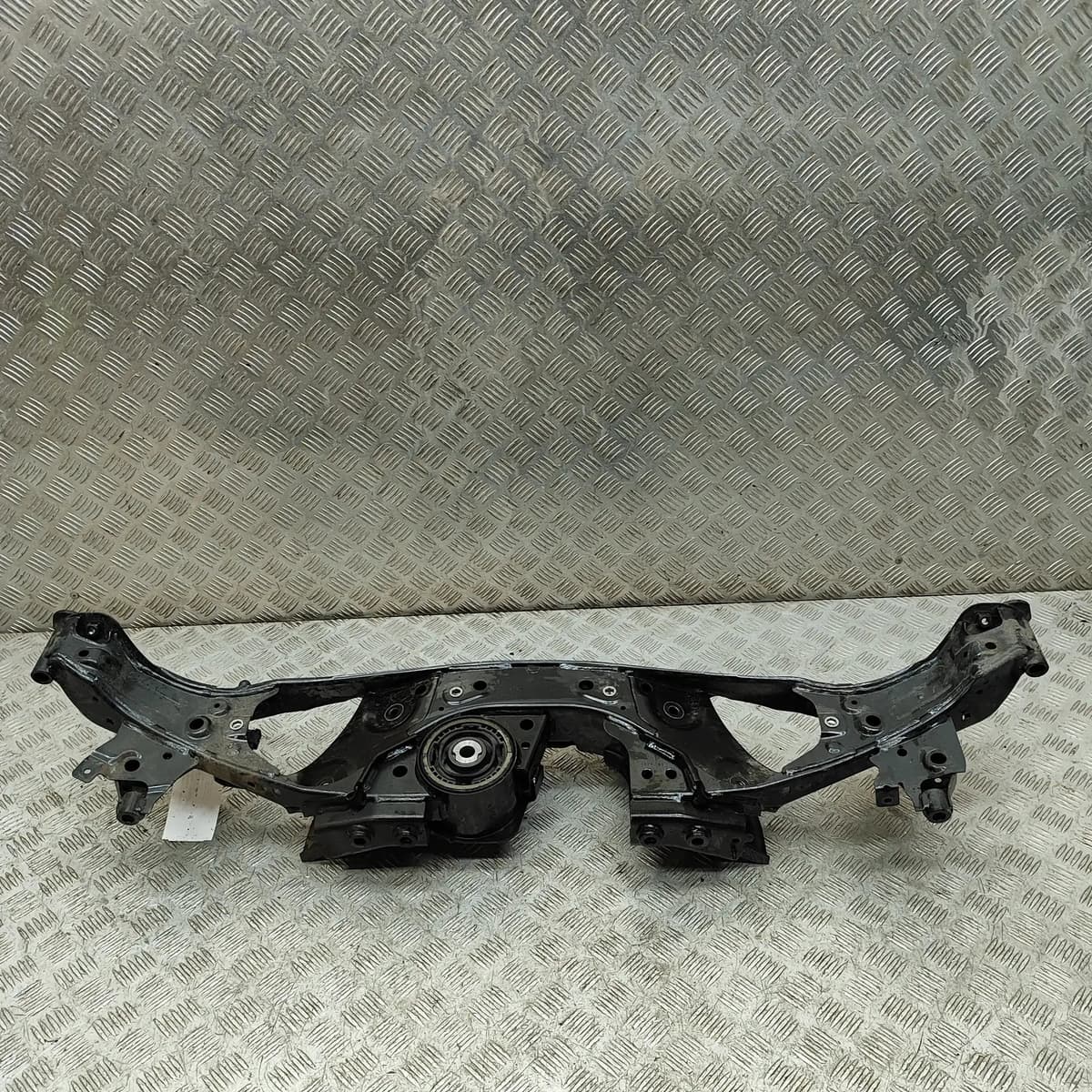BMW iX1 U11 BEV Rear Subframe 6894199 Electric 230kw 2023 27635629