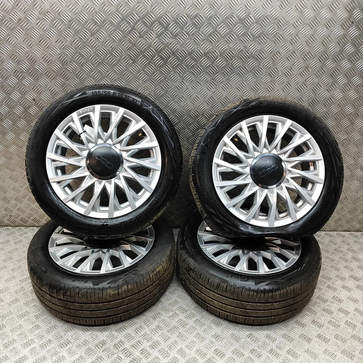 FIAT 500 312 Alloy Wheel Set 52027758 6Jx15H2 ET35 185/55 R15 2024 27983546