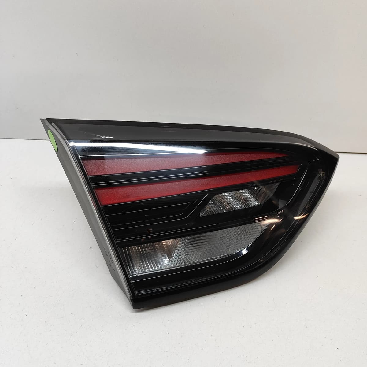 OPEL VAUXHALL Crossland X P17 Left Side Tailgate Tail Light 39235961 2022 RHD