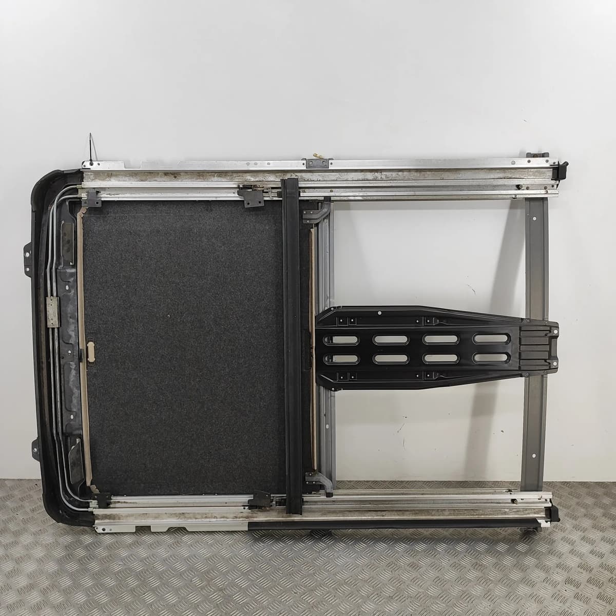 TOYOTA HIACE XH10 Sliding Sunroof 63250-26010 2001 28226323