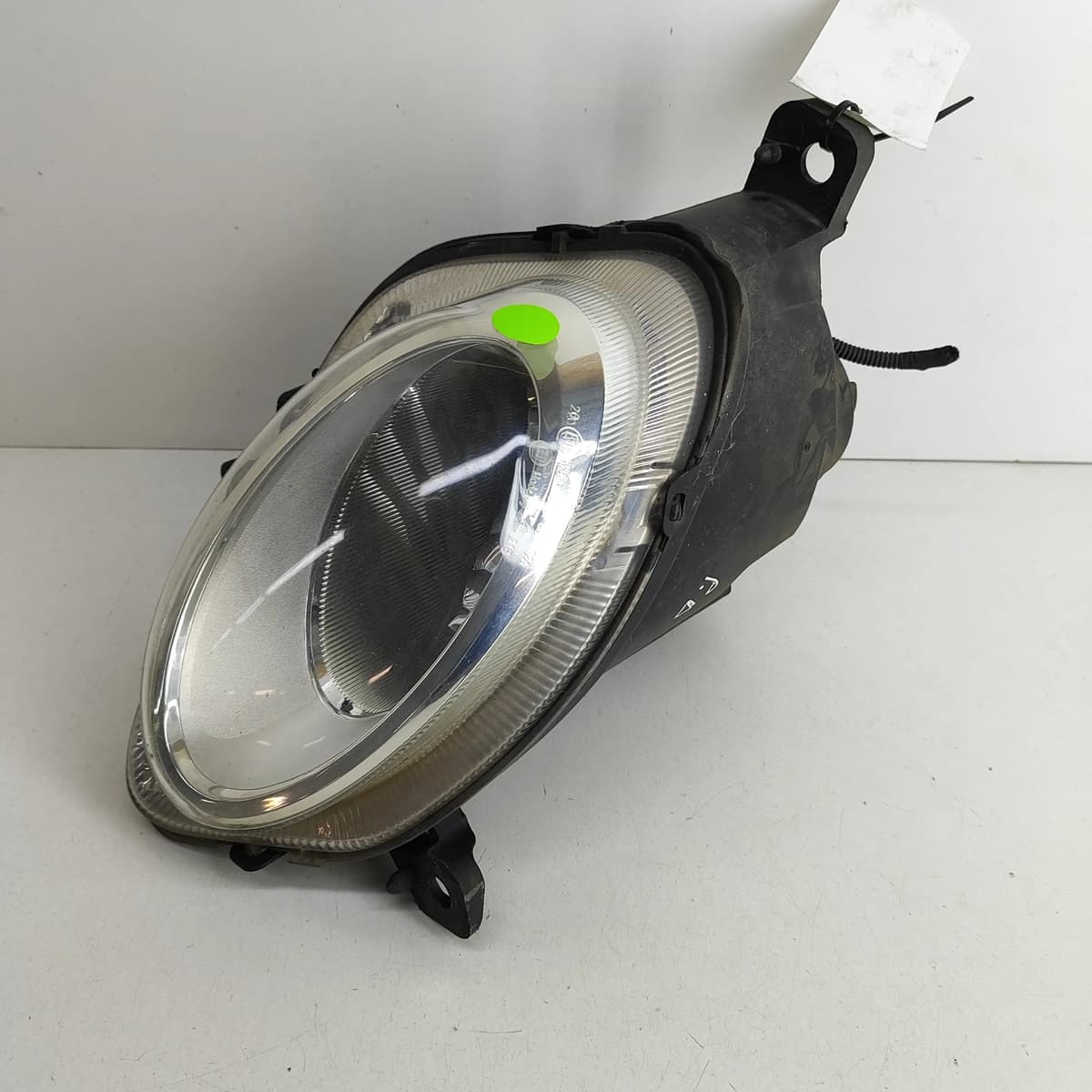 FIAT 500L Front Right Lower Headlight RHD 51887654 1.6 Diesel 2014 28242185