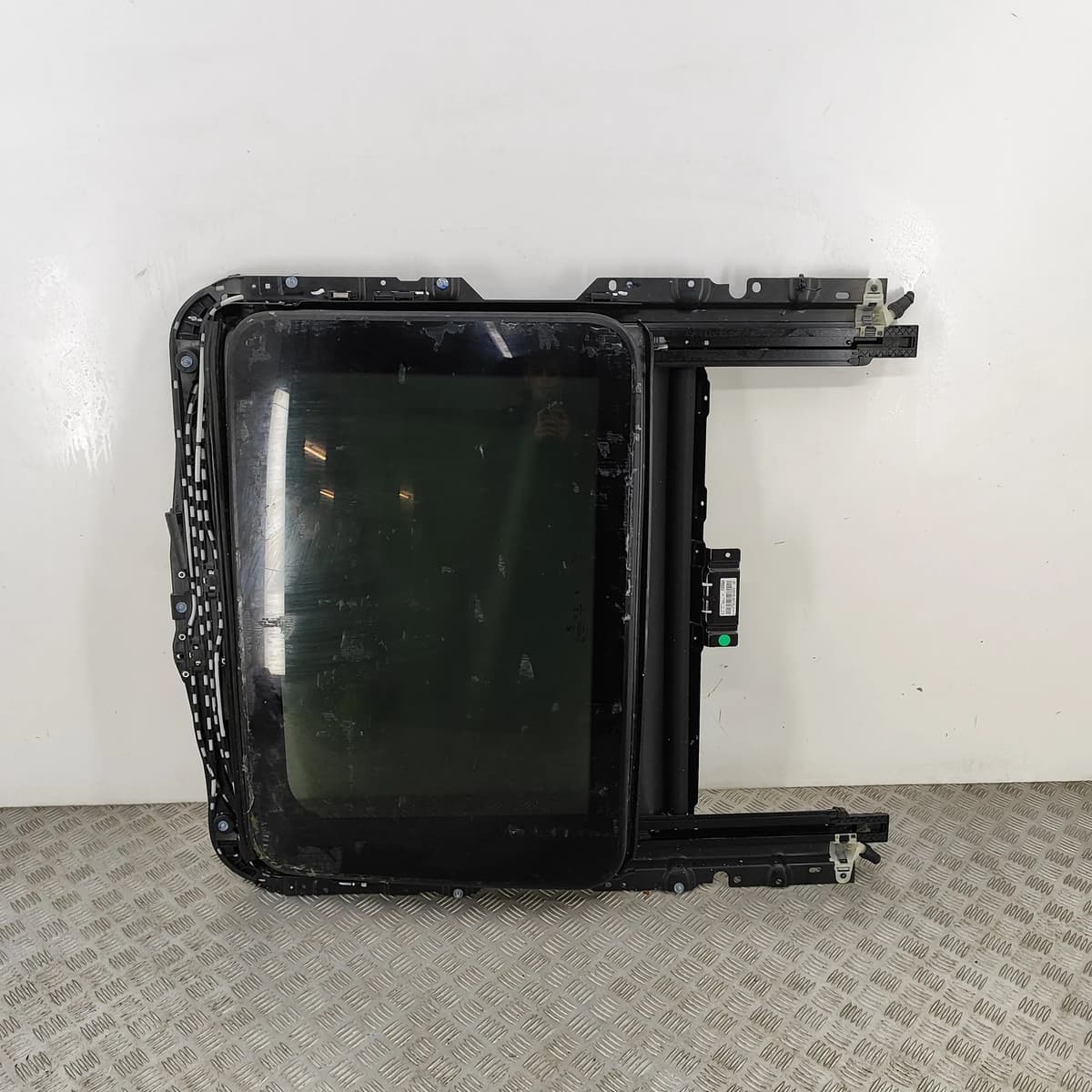 BMW 3 G20 Sunroof AS3 8096115 2019 28285883