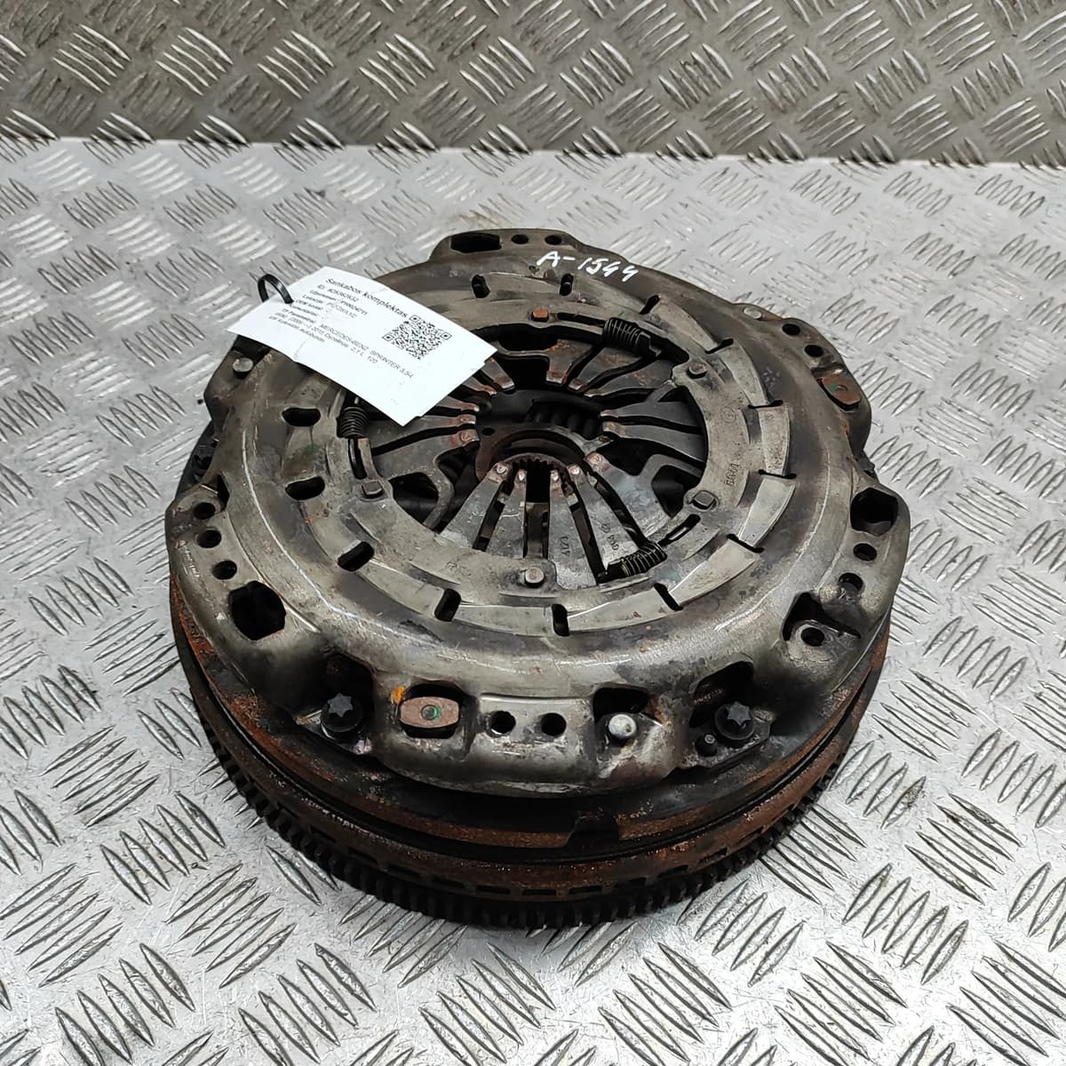 MERCEDES-BENZ SPRINTER 906 Clutch Kit 324056210 2.1 Diesel 120kw 2015 28362832