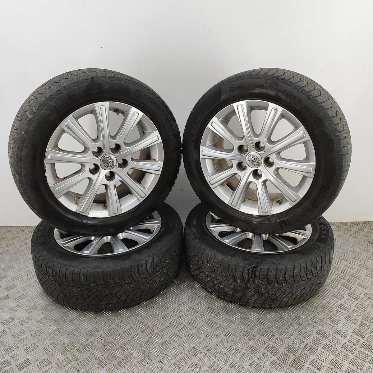 TOYOTA AURIS E180 Alloy Wheels Set W/ Tires PZ49P-E0673 2012 28453581
