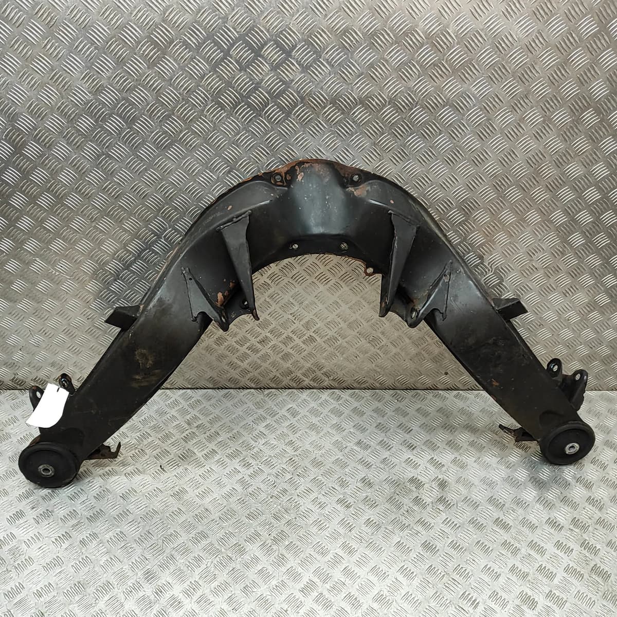 MERCEDES-BENZ S W126 Rear Subframe A1263501908 3.0D 92kW 1981 28479900