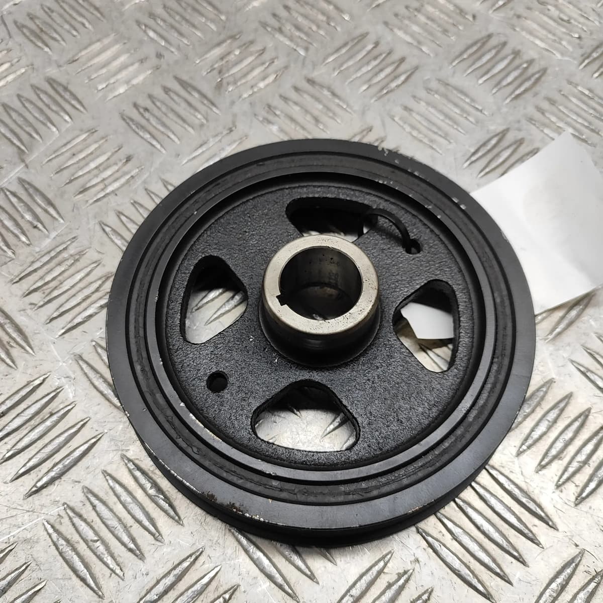TOYOTA PRIUS PLUS XW30 Crankshaft Pulley 13470-37050 1.8Hybrid 73Kw 2012
