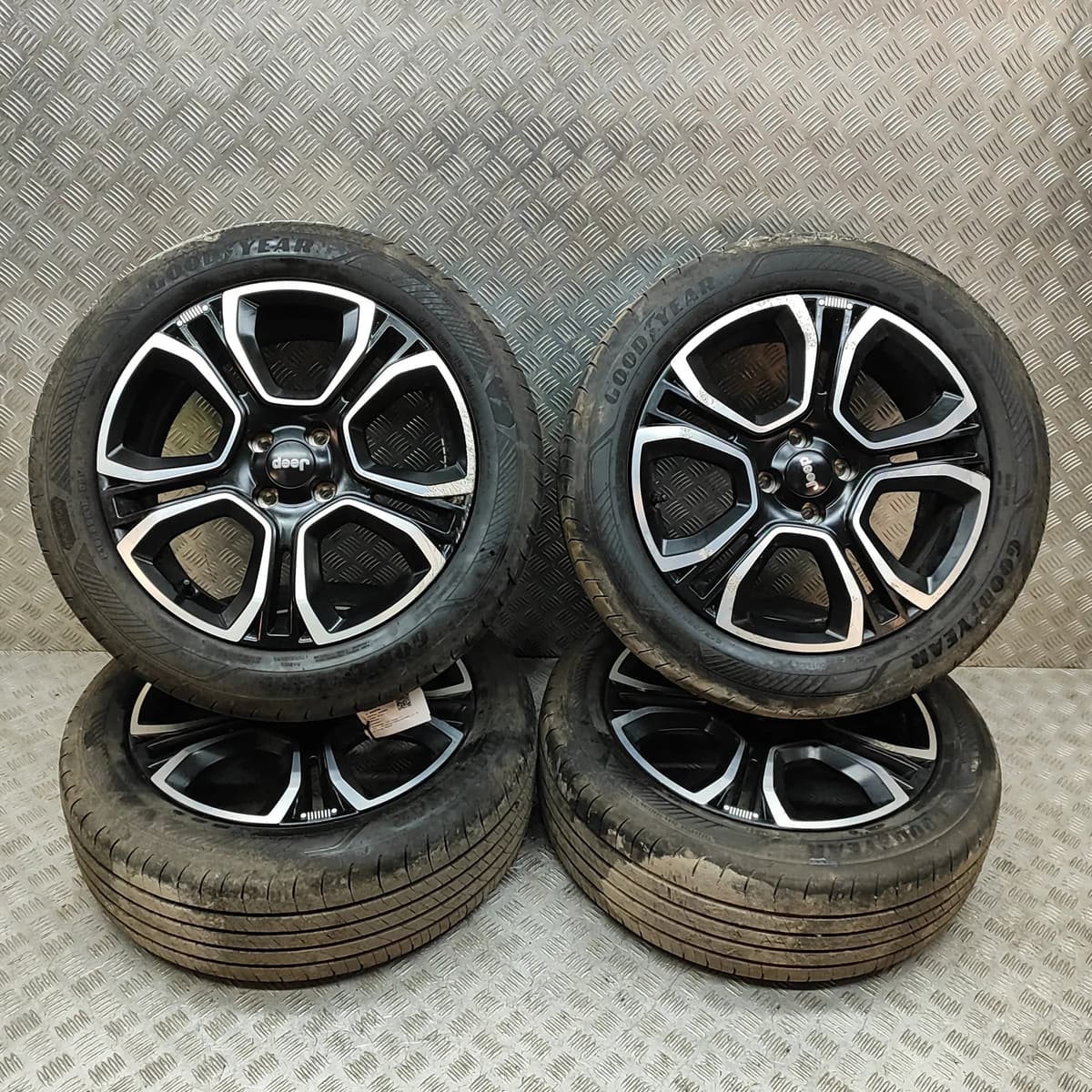 JEEP Avenger J2 Alloy Wheel Set 7JX18H2 ET35 215/55 R18 52197384 2024 28595592