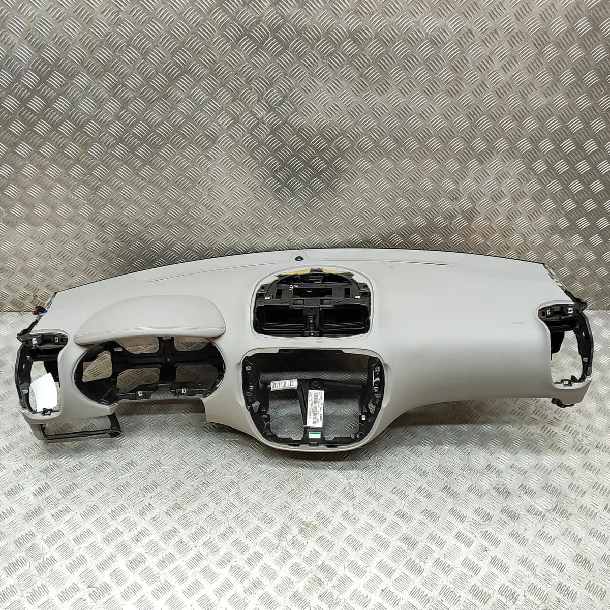 KIA SOUL PS Dashboard Panel 84710-E4000 LHD 2016 28716322
