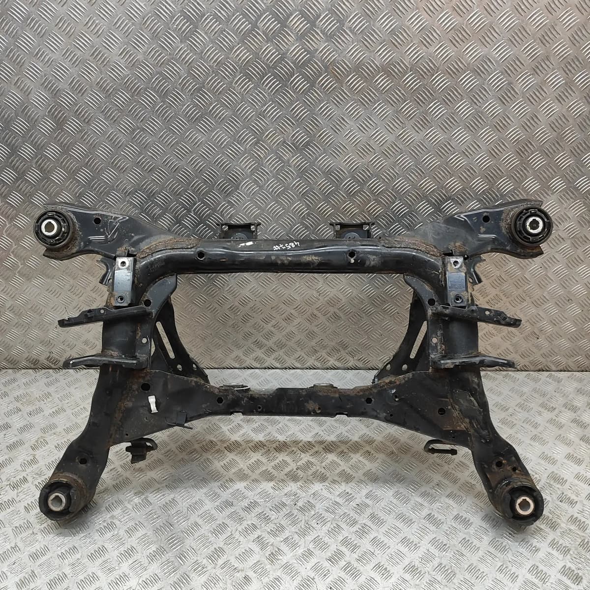 JAGUAR XE X760 Rear Subframe GX73-5K091-AC 2.0 Diesel 132kw 2015 28957437