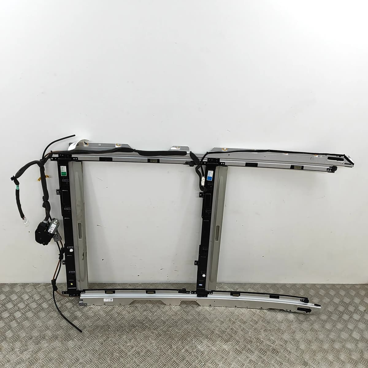 KIA SPORTAGE SL Sunroof 81667-3W005 2015 28987023