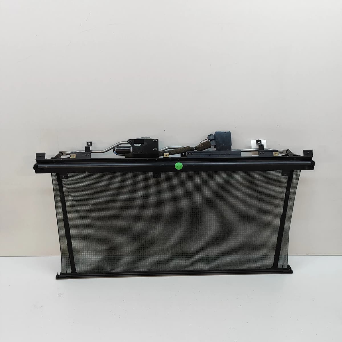 VW PHAETON 3D Boot Sliding Parcel Shelf 4B0907491 6.0 Petrol 309kw 2003 28998805