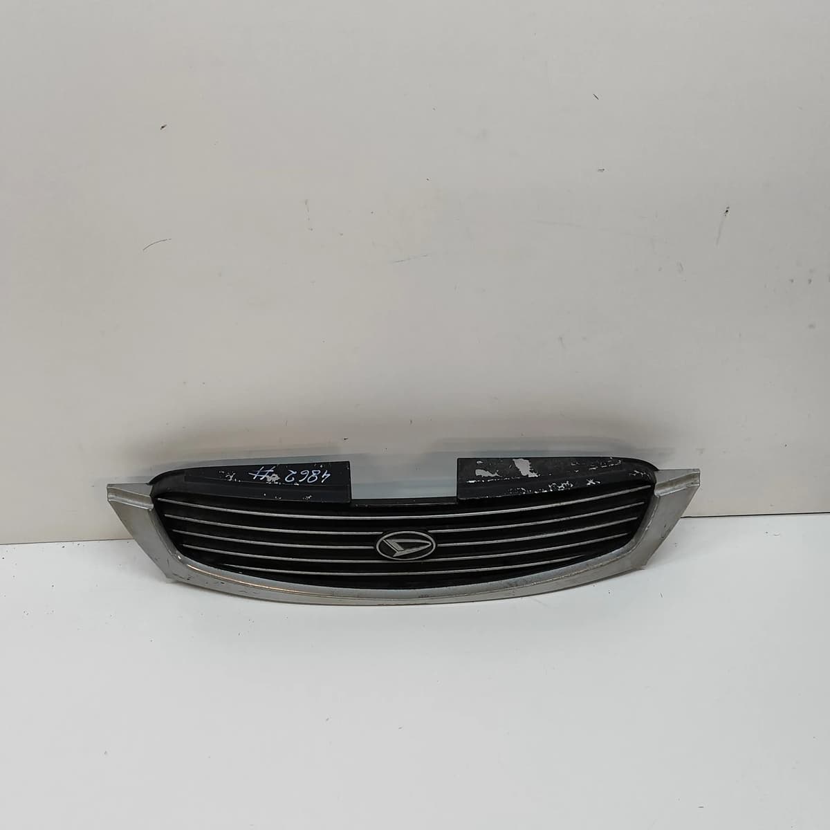 DAIHATSU TERIOS J1 Radiator Grille 53111-87408 1.3 Petrol 61kw 1999 29013142