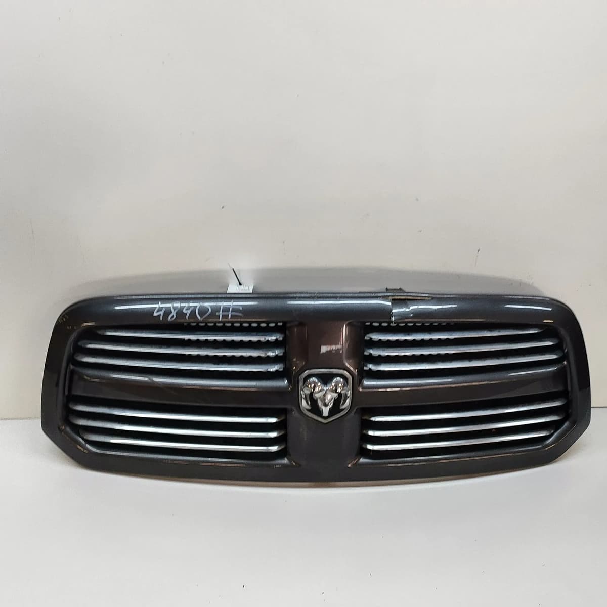 DODGE RAM 1500 Pick-up DJ Radiator Grille 13DSAC0010 5.7 Petrol 29013154