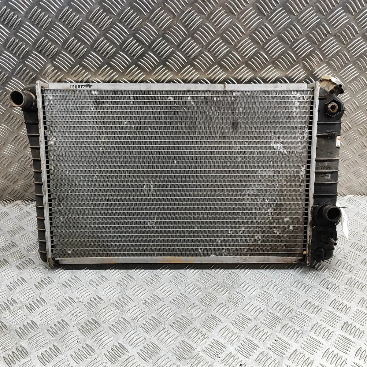 DODGE CHARGER Cooling Radiator 52380843 2.7 Petrol 141kw 2006 29046476