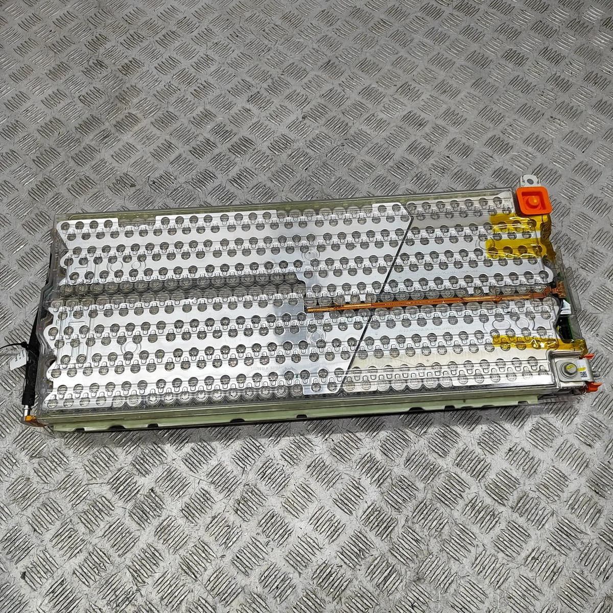 TESLA MODEL S Battery 1020955-90-A 310kw 2016 29049595
