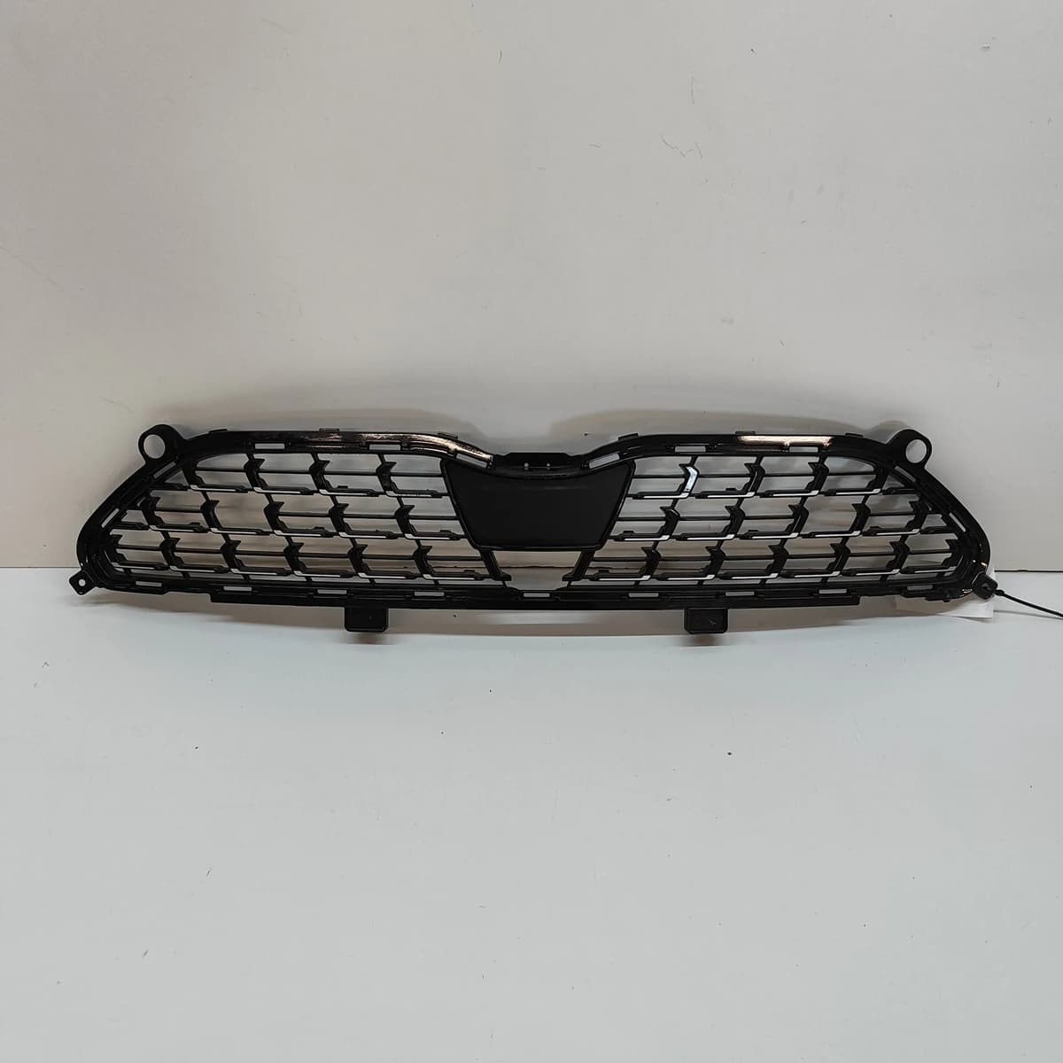 TOYOTA YARIS CROSS XP210 Radiator Grille 53111-0DD00 1.5 Hybrid 85kW 2024