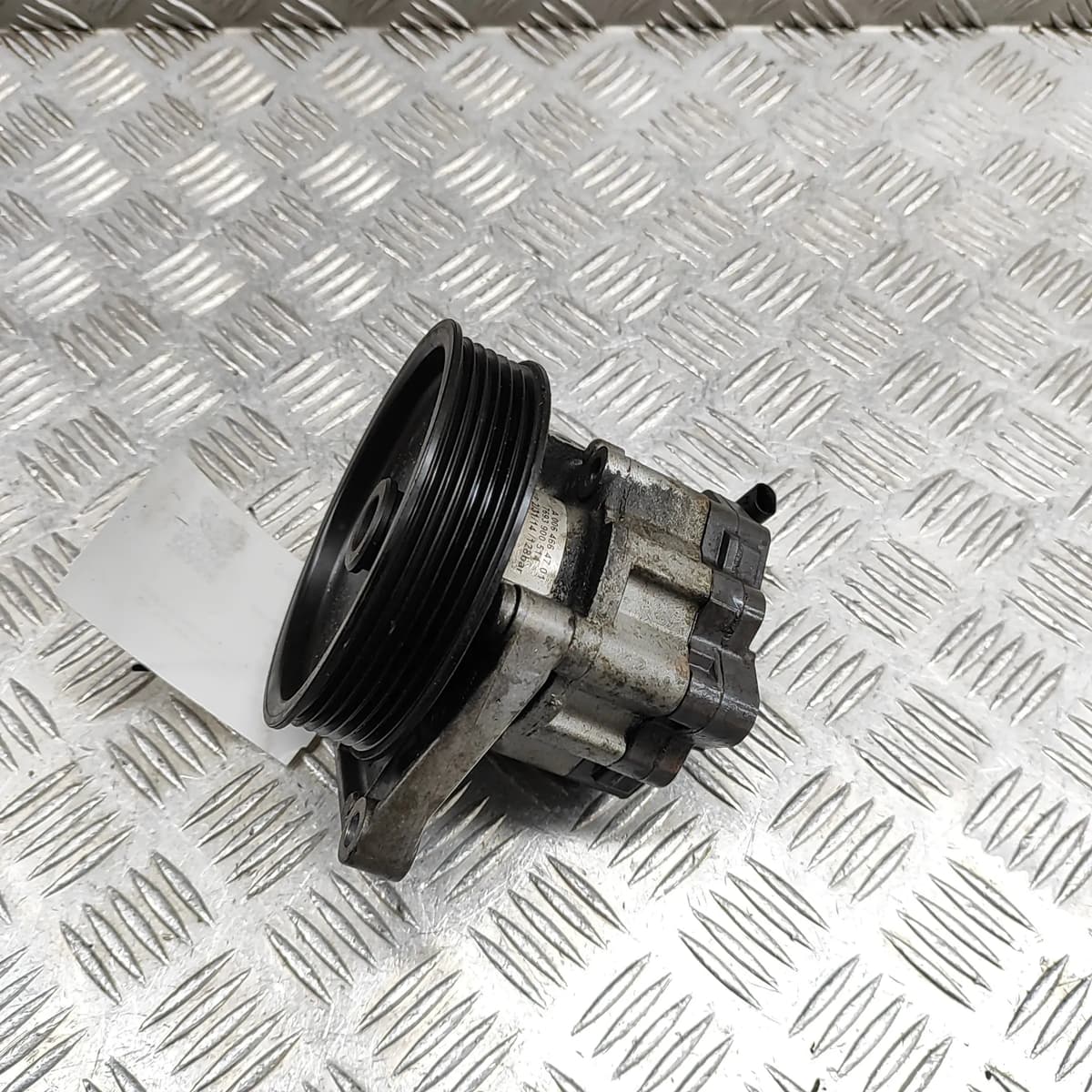 MERCEDES-BENZ SLK R172 Power Steering Pump A0064664701 2.1 Diesel 150kw 29530532