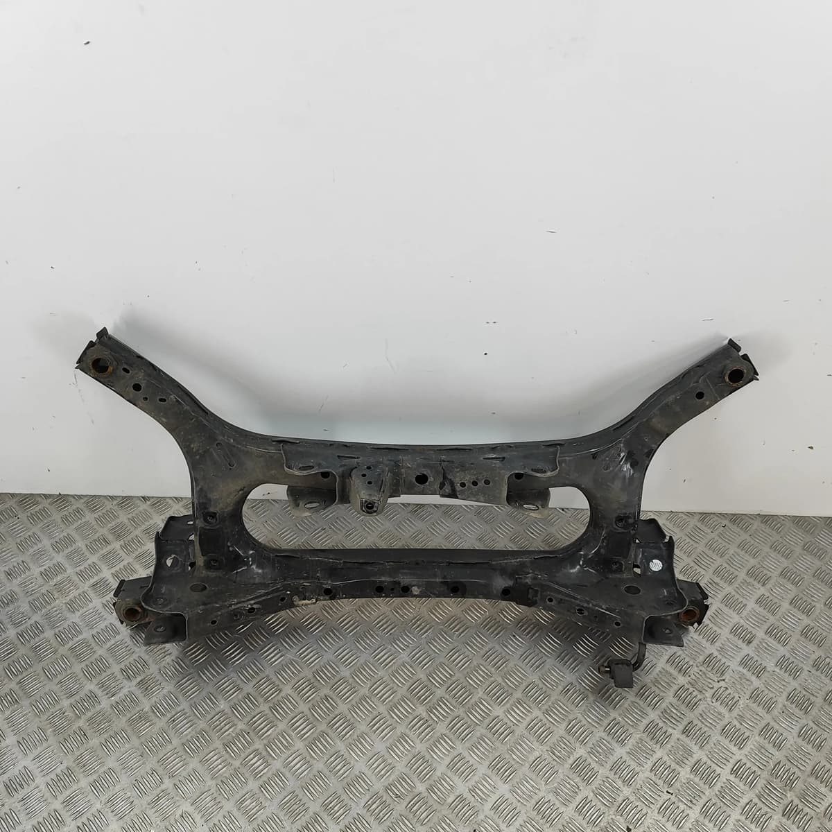 TOYOTA COROLLA Estate E21 Rear Subframe 51206-02090 29773722