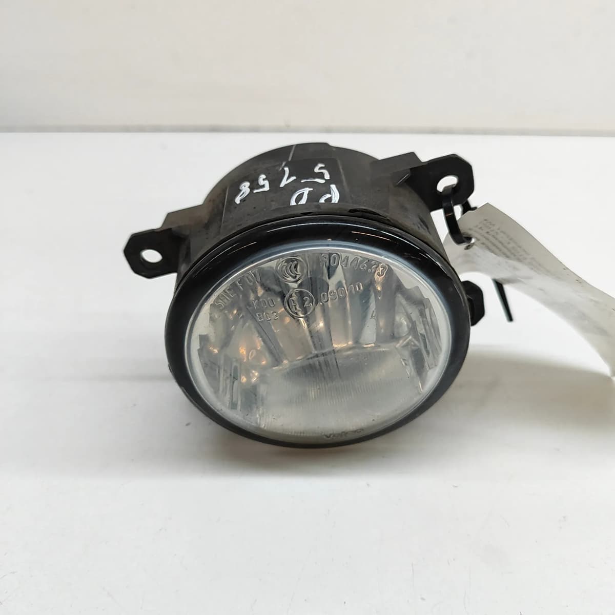 FIAT 500L Front Right Fog Light 518588240 1.4 Petrol 70kw 2014 29811981