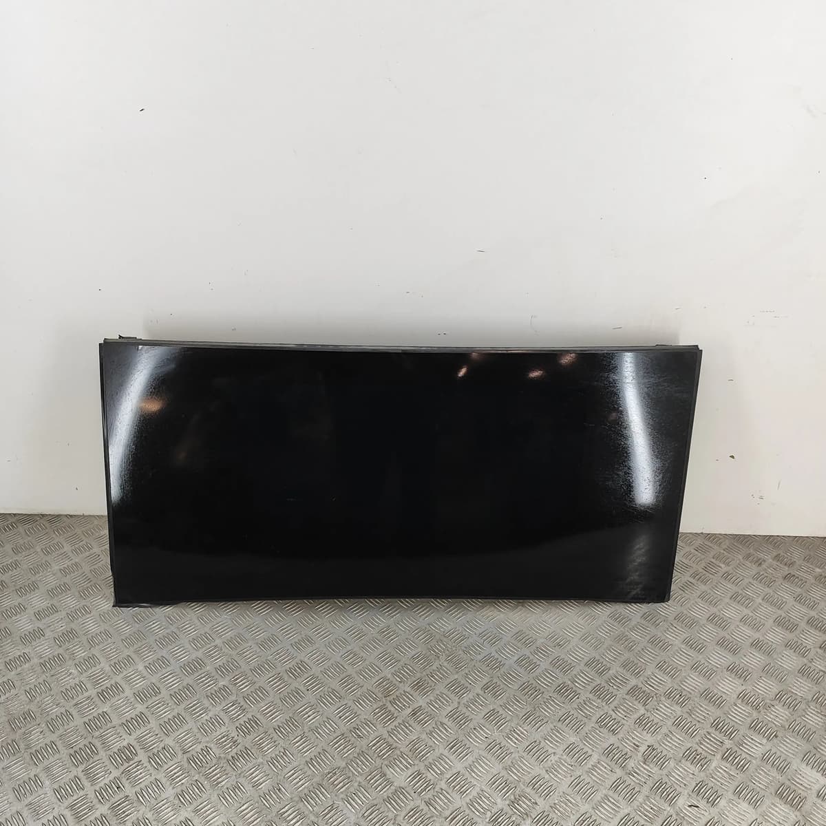 TESLA MODEL X Rear Left Door Window AS3 1034902-00-M Electricity 2018 29930114