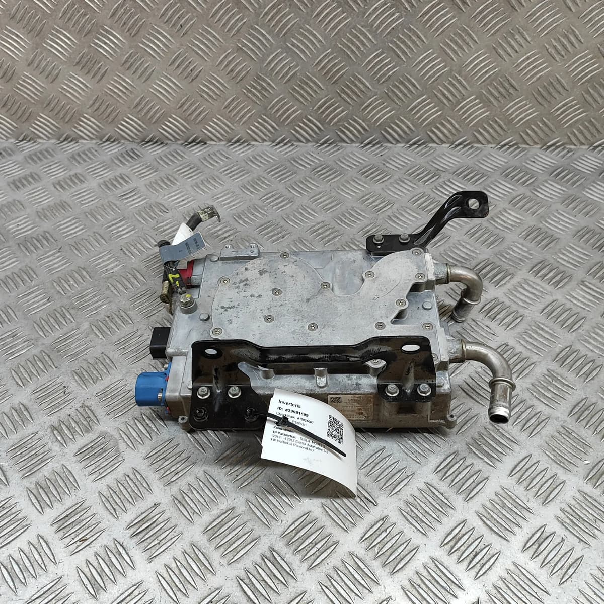 TESLA MODEL S Inverter 1028665-00-B Electricity 245kw 2015 29981599