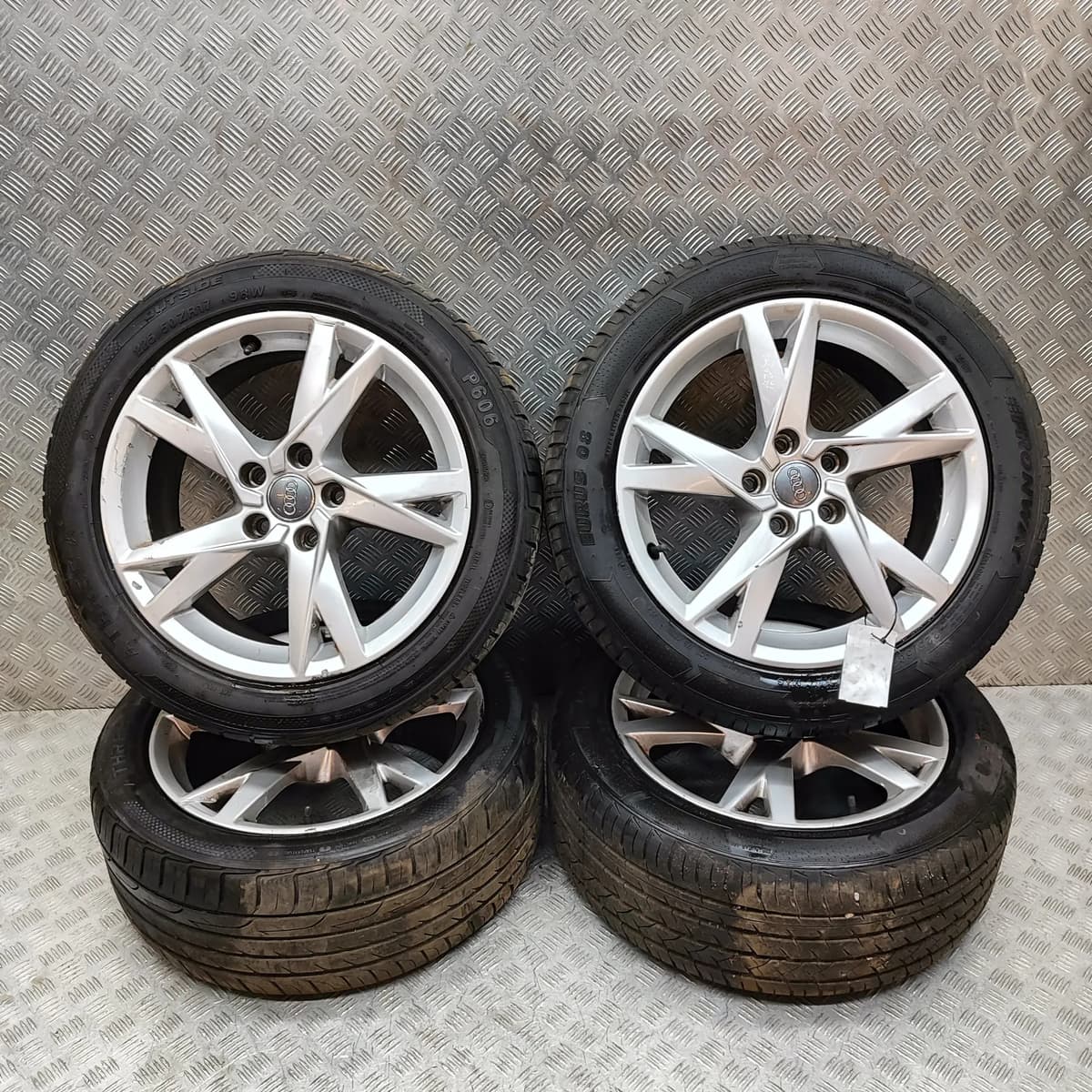 AUDI A4 Avant 8W5, B9 Alloy Wheel Set 8W0601025K 2.0 Diesel 140kw 2017 30029361