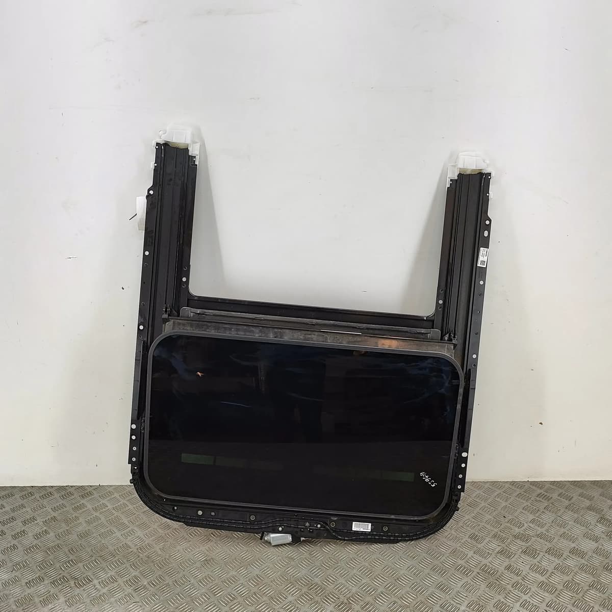 AUDI A6 4G2, C7, 4GC Sunroof 4G5877255A 3.0 Diesel 235kw 2017 30468793