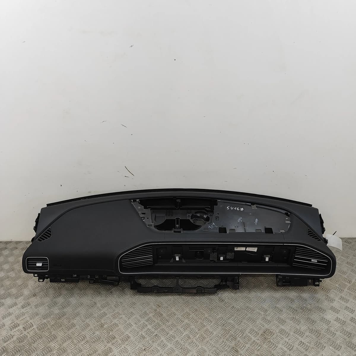 MERCEDES-BENZ GLE W167 Dashboard RHD A1676800101 2023 30639208