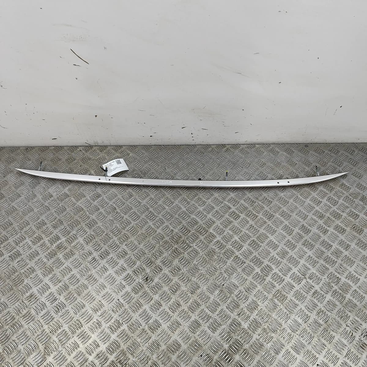 AUDI Q3 8U Right Side Roof Rail 8U0860022 2013 30639946