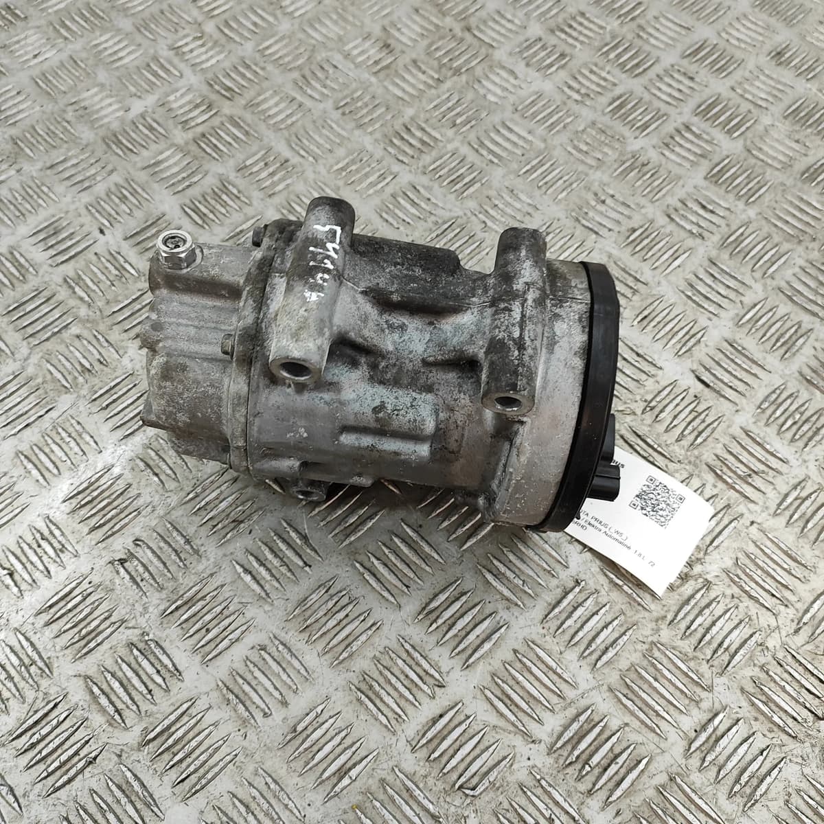 TOYOTA PRIUS XW50 Air Condition A/C Pump 042400-0021 1.8 Hybrid 72kW 2016