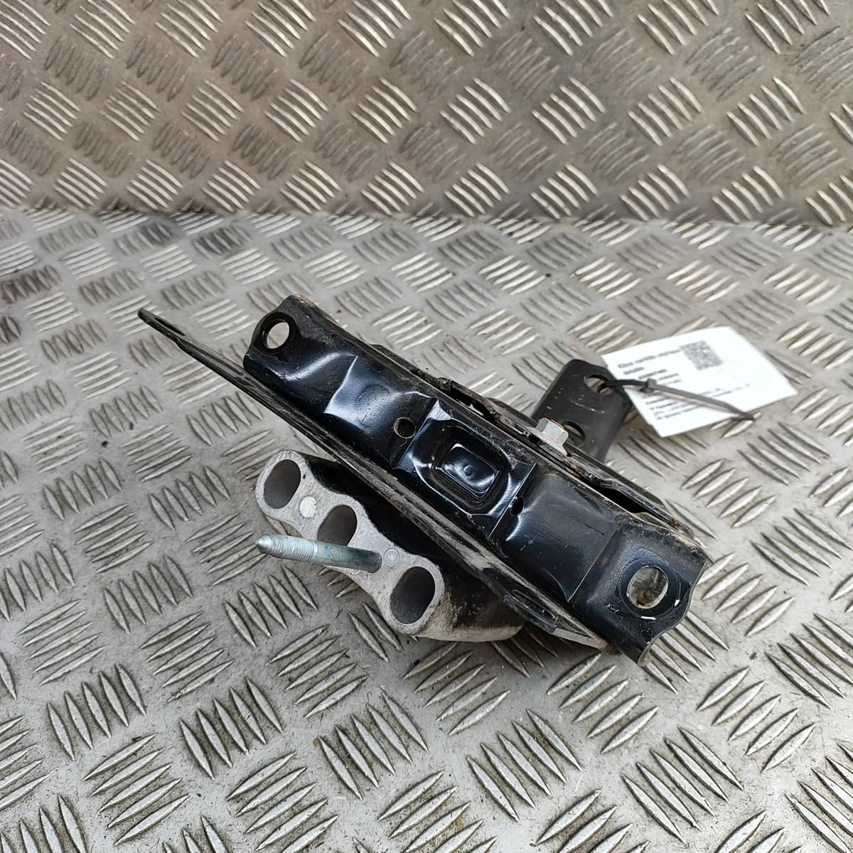 TOYOTA PRIUS XW50 Left Side Engine Mount 12372-37301 2016 30807480