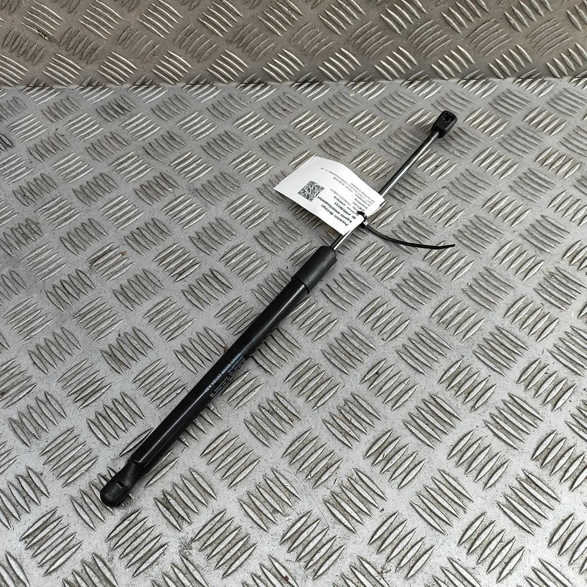 VOLVO XC40 Front Right Bonnet Strut 32405068 2025 30938133
