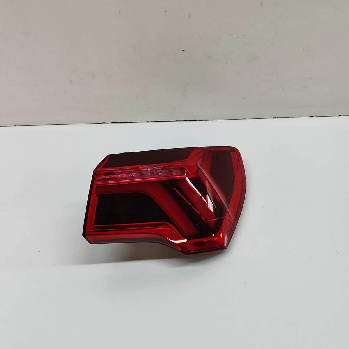 AUDI Q3 F3 Rear Right Tail Light 83A945092 2021 31106962