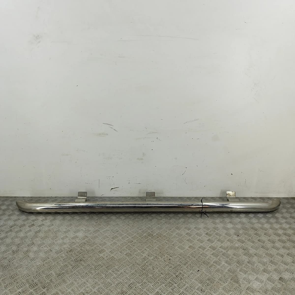 VW AMAROK 2H Left Side Metalic Sideskirt Cover 2H0071693A 3.0d 31263731