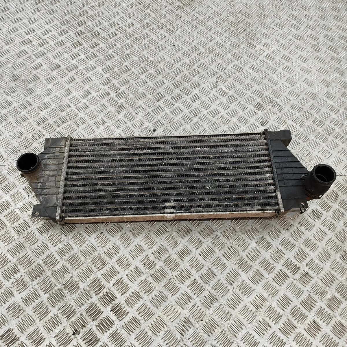 MERCEDES-BENZ M W163 Intercooler Radiator A1635000700 2.7 Diesel 120kw 31383169