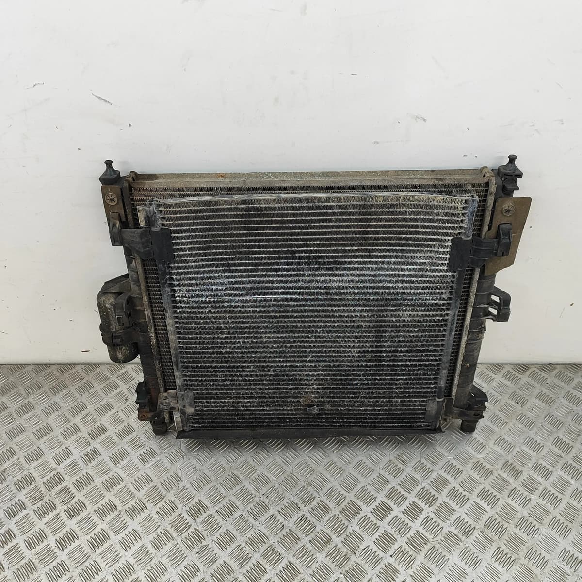 MERCEDES-BENZ M W163 Cooling Radiator A1635000103 2.7 Diesel 120kW 2000 31383170